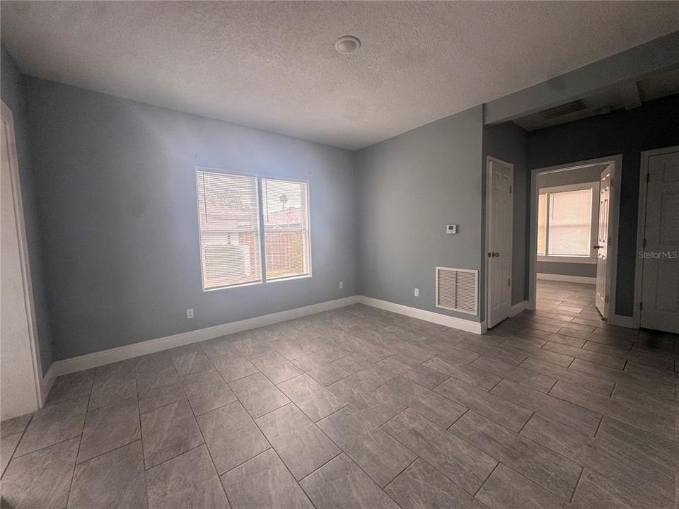 For Sale: $309,700 (4 beds, 2 baths, 1242 Square Feet)