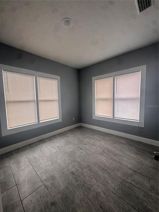 For Sale: $309,700 (4 beds, 2 baths, 1242 Square Feet)