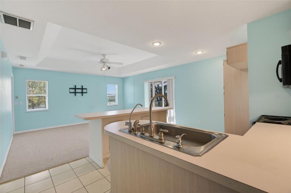 待售: $599,000 (4 贝兹, 3 浴室, 2965 平方英尺)