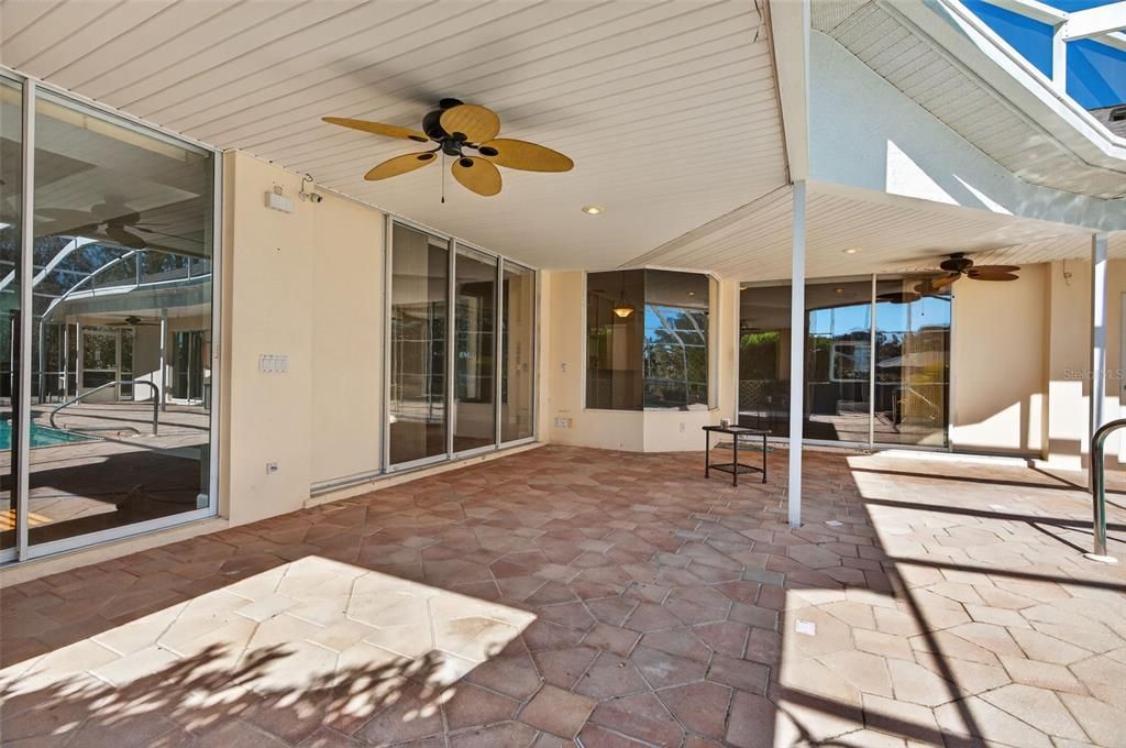 待售: $599,000 (4 贝兹, 3 浴室, 2965 平方英尺)