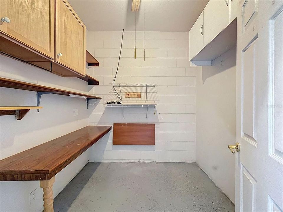 待售: $325,000 (3 贝兹, 2 浴室, 1719 平方英尺)