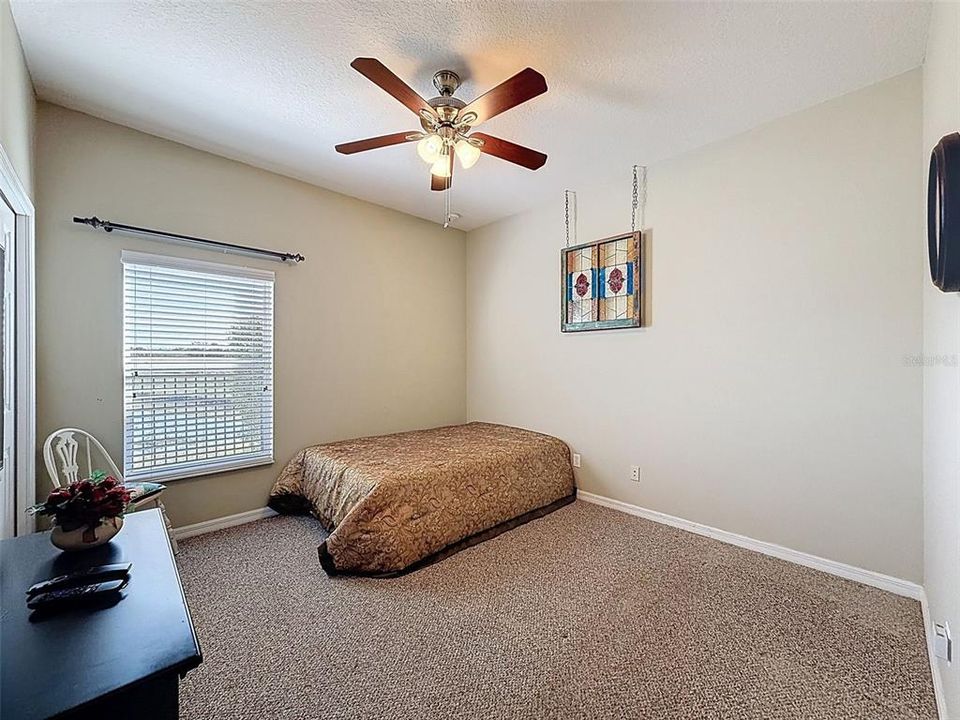 待售: $325,000 (3 贝兹, 2 浴室, 1719 平方英尺)