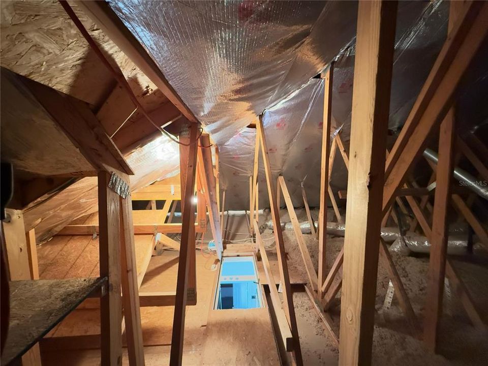 待售: $325,000 (3 贝兹, 2 浴室, 1719 平方英尺)