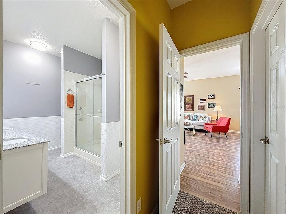 待售: $325,000 (3 贝兹, 2 浴室, 1719 平方英尺)