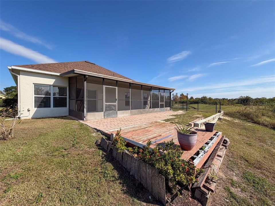 待售: $325,000 (3 贝兹, 2 浴室, 1719 平方英尺)