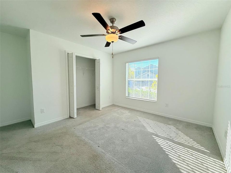 For Rent: $2,190 (4 beds, 2 baths, 1817 Square Feet)