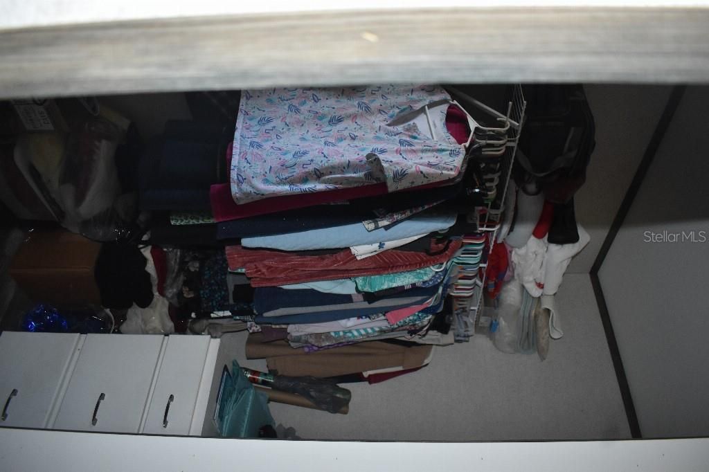 En Venta: $240,000 (3 camas, 2 baños, 1600 Pies cuadrados)