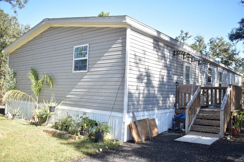 En Venta: $240,000 (3 camas, 2 baños, 1600 Pies cuadrados)