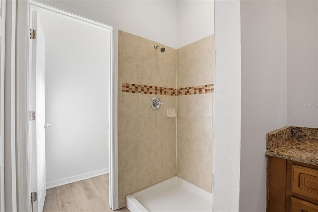 For Sale: $345,000 (4 beds, 2 baths, 1912 Square Feet)