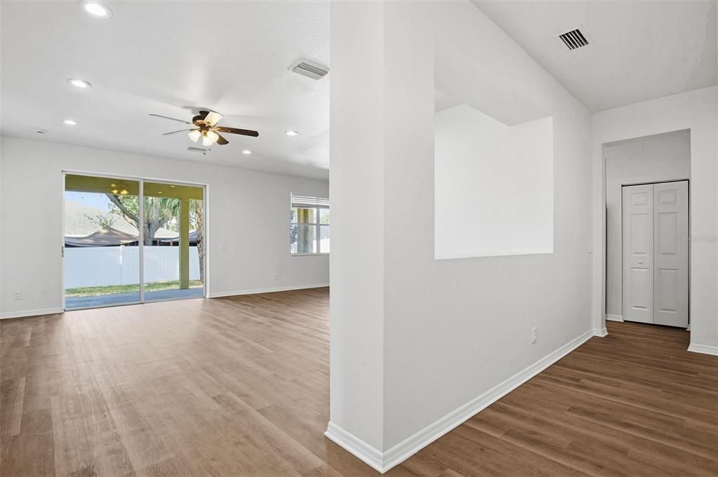 For Sale: $345,000 (4 beds, 2 baths, 1912 Square Feet)