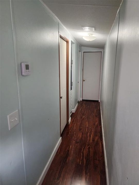 For Sale: $220,000 (3 beds, 2 baths, 1216 Square Feet)