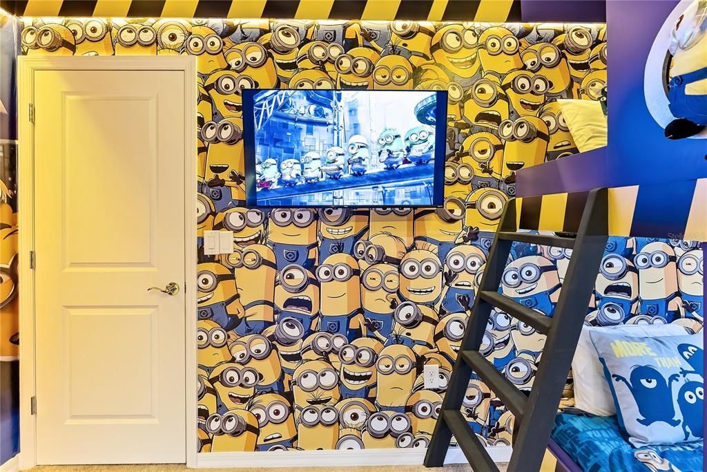 На продажу: $1,196,000 (8 спален, 6 ванн, 4026 Квадратных фут)