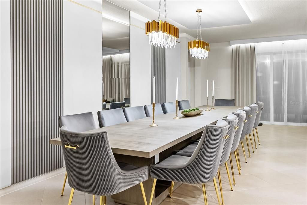 На продажу: $1,196,000 (8 спален, 6 ванн, 4026 Квадратных фут)