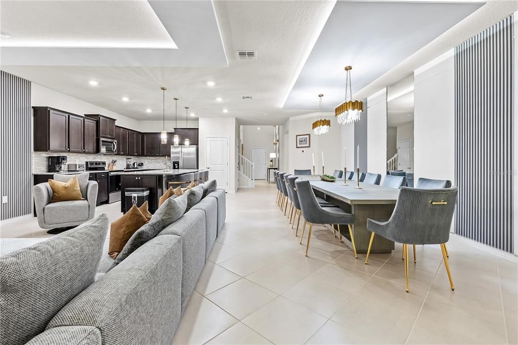 На продажу: $1,196,000 (8 спален, 6 ванн, 4026 Квадратных фут)