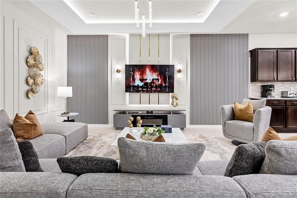 На продажу: $1,196,000 (8 спален, 6 ванн, 4026 Квадратных фут)