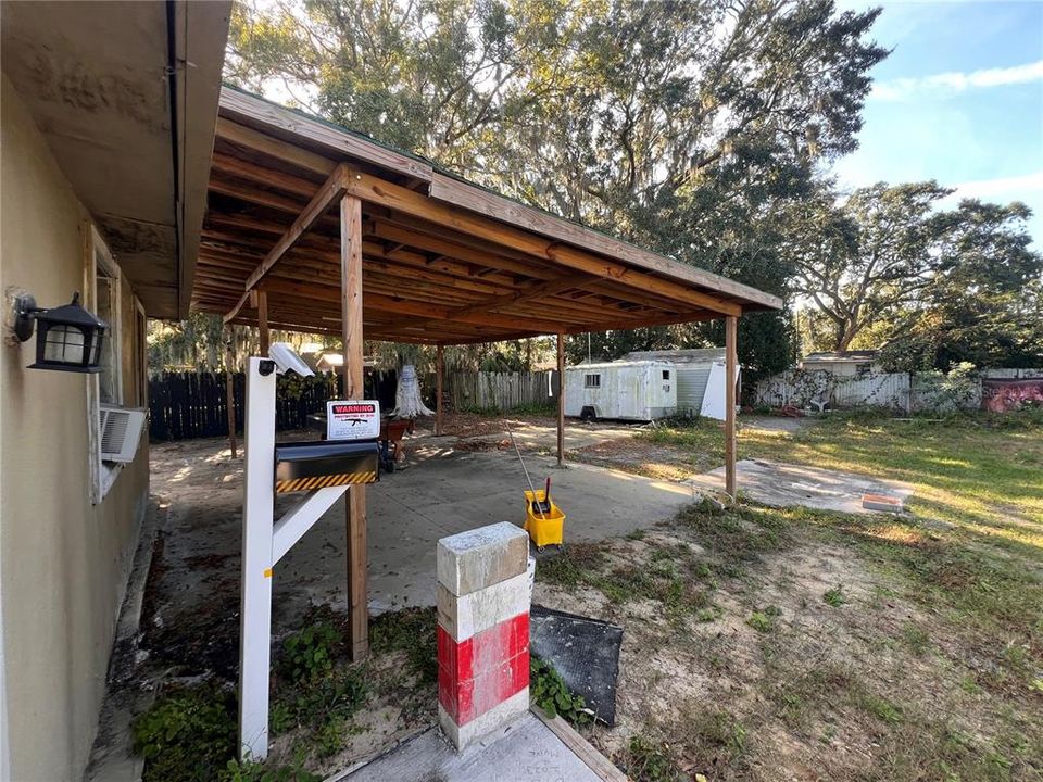 На продажу: $199,000 (3 спален, 1 ванн, 1128 Квадратных фут)