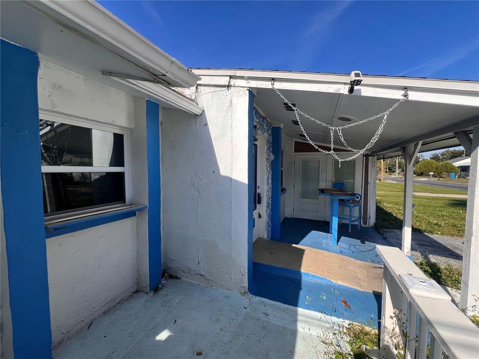 На продажу: $199,000 (3 спален, 1 ванн, 1128 Квадратных фут)