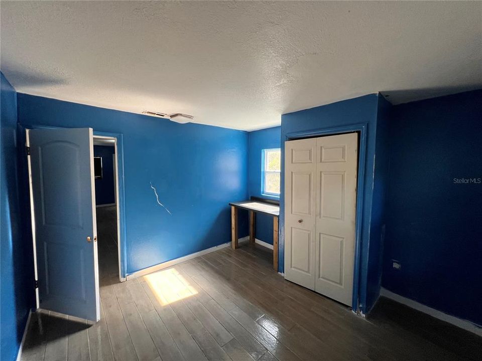 На продажу: $199,000 (3 спален, 1 ванн, 1128 Квадратных фут)