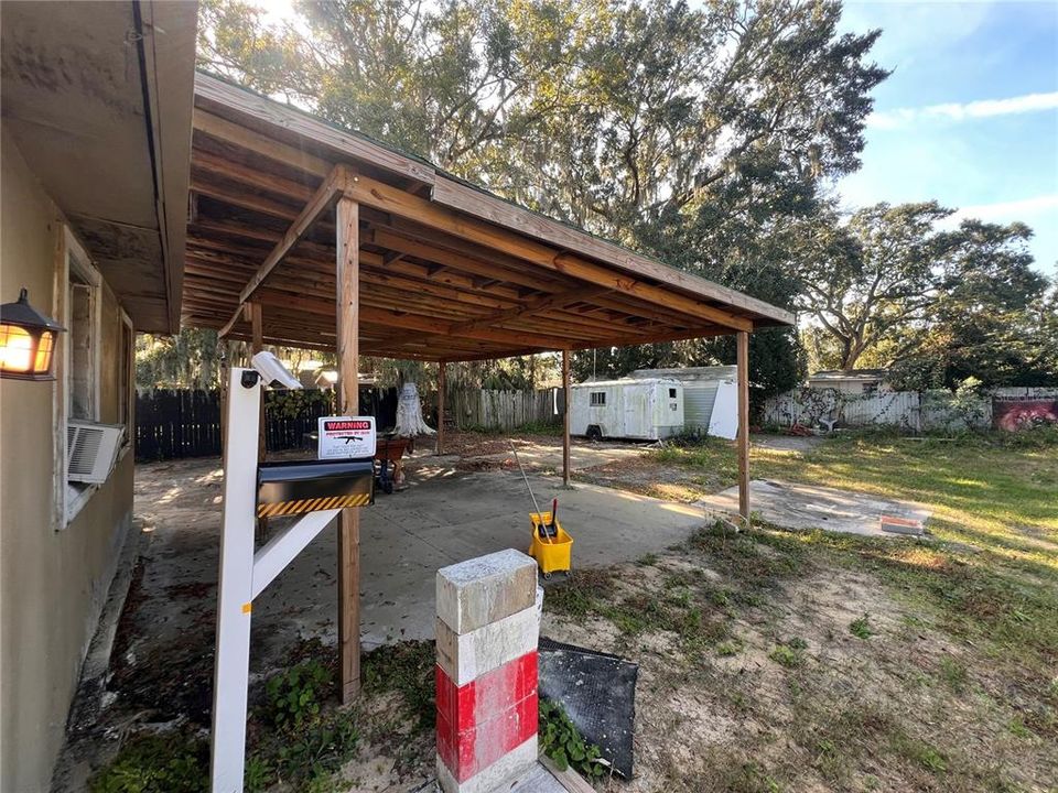 На продажу: $199,000 (3 спален, 1 ванн, 1128 Квадратных фут)