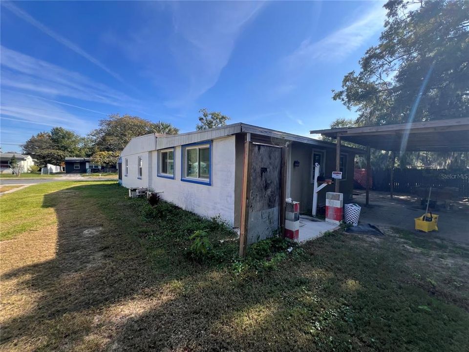 На продажу: $199,000 (3 спален, 1 ванн, 1128 Квадратных фут)