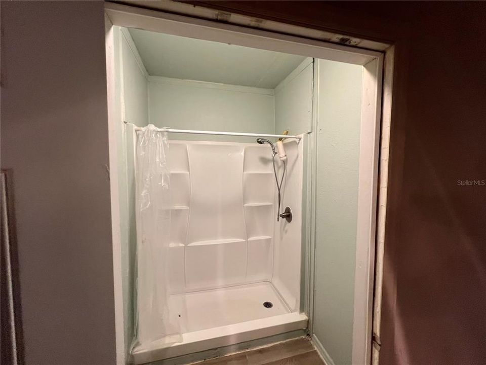 На продажу: $199,000 (3 спален, 1 ванн, 1128 Квадратных фут)