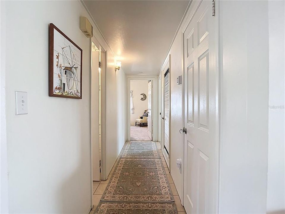 For Sale: $315,000 (3 beds, 2 baths, 1050 Square Feet)