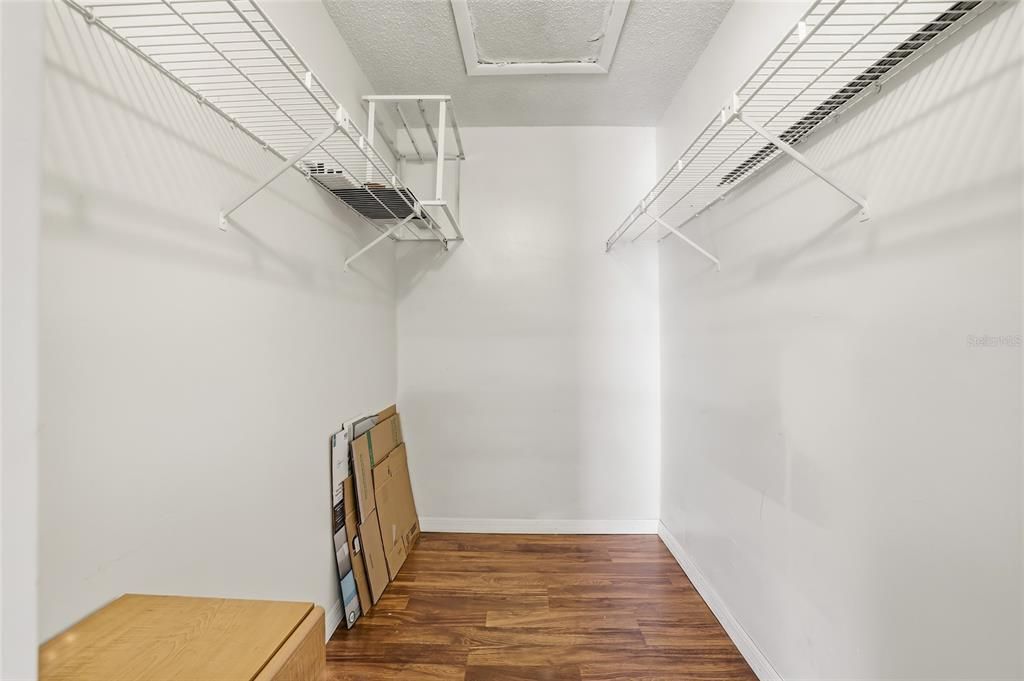 出租: $1,500 (2 贝兹, 2 浴室, 912 平方英尺)