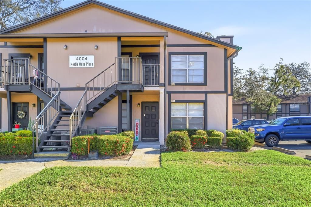 出租: $1,500 (2 贝兹, 2 浴室, 912 平方英尺)