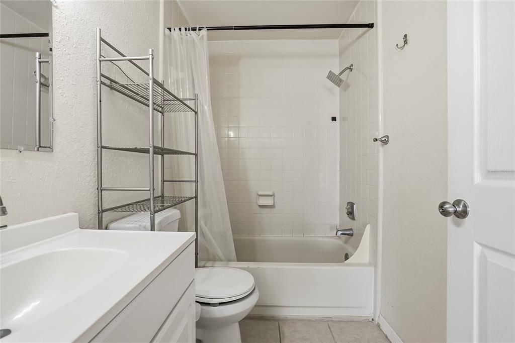 出租: $1,500 (2 贝兹, 2 浴室, 912 平方英尺)