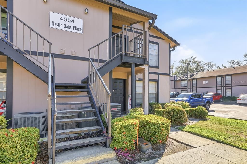 出租: $1,500 (2 贝兹, 2 浴室, 912 平方英尺)