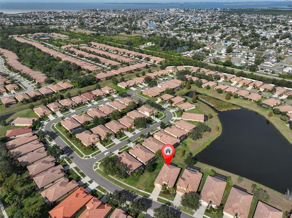 For Sale: $399,000 (2 beds, 2 baths, 1933 Square Feet)