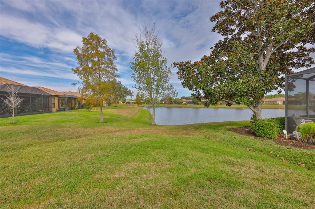 For Sale: $399,000 (2 beds, 2 baths, 1933 Square Feet)