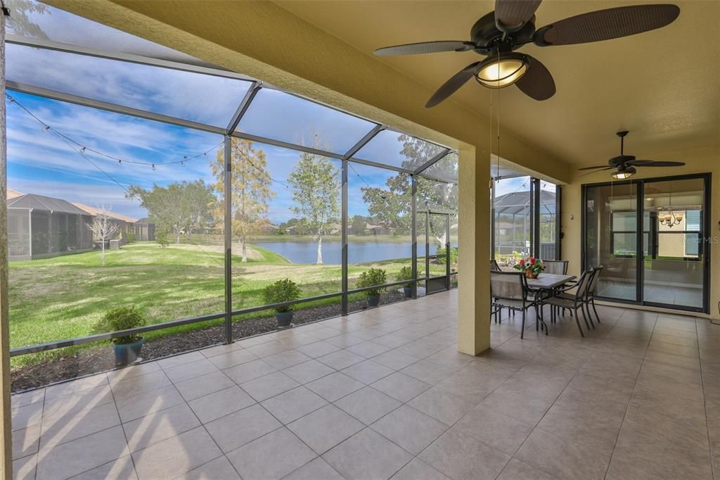 For Sale: $399,000 (2 beds, 2 baths, 1933 Square Feet)