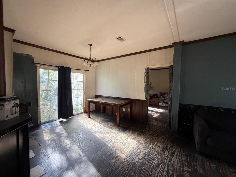 На продажу: $215,000 (3 спален, 2 ванн, 1456 Квадратных фут)