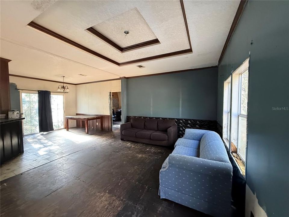 На продажу: $215,000 (3 спален, 2 ванн, 1456 Квадратных фут)