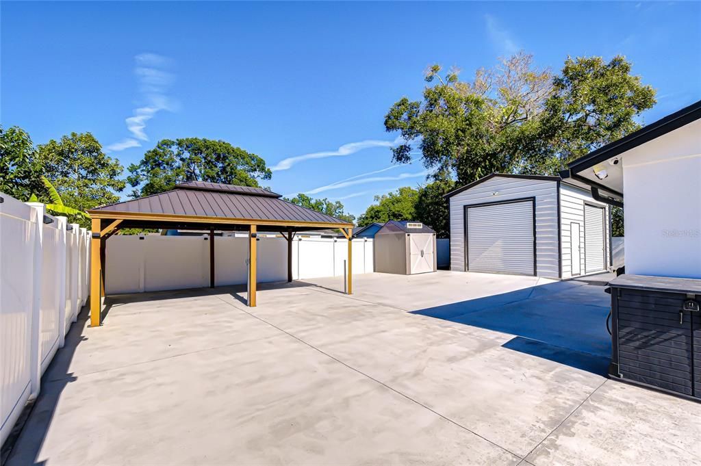 На продажу: $450,000 (3 спален, 2 ванн, 1264 Квадратных фут)