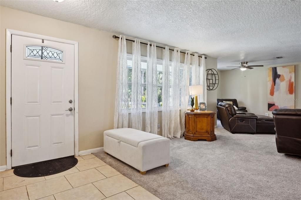 На продажу: $595,000 (4 спален, 3 ванн, 3841 Квадратных фут)