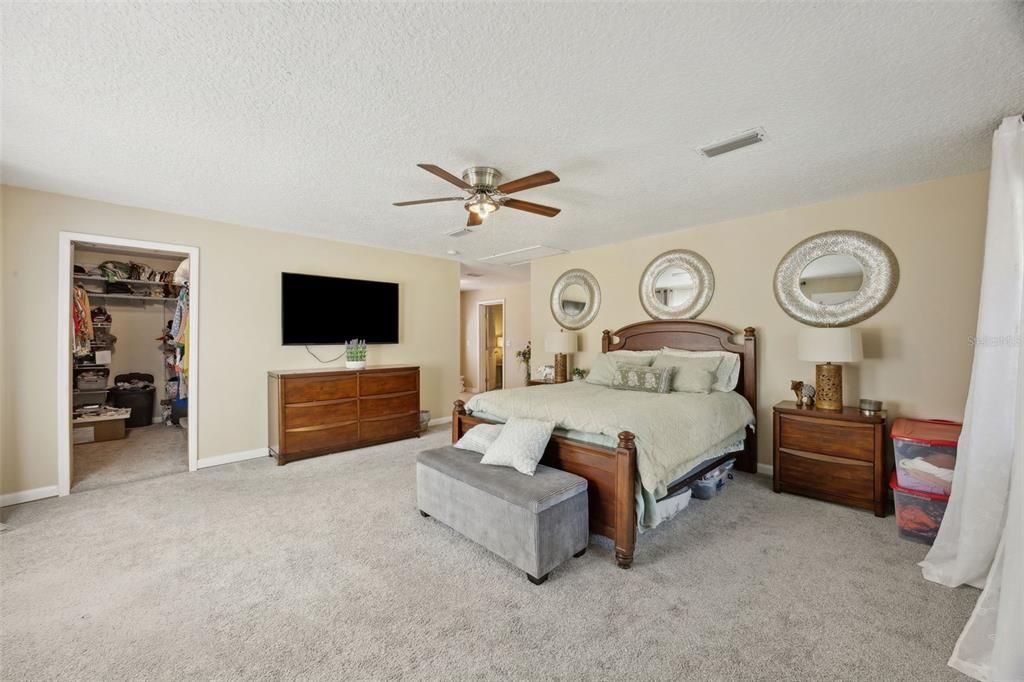 На продажу: $595,000 (4 спален, 3 ванн, 3841 Квадратных фут)