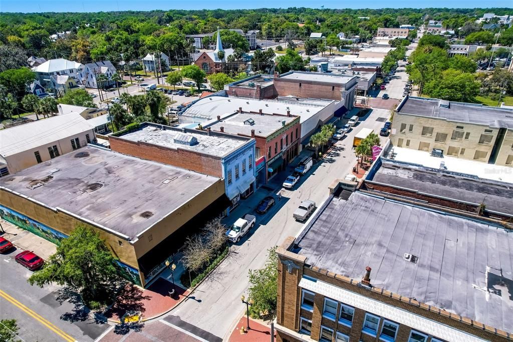 На продажу: $595,000 (4 спален, 3 ванн, 3841 Квадратных фут)