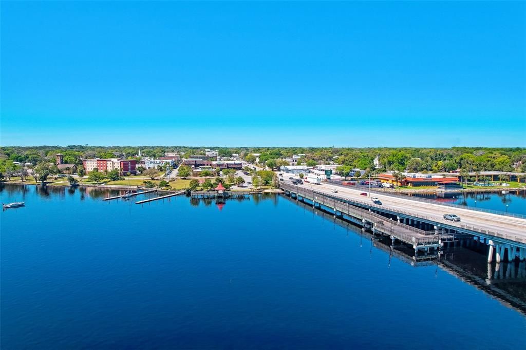 На продажу: $595,000 (4 спален, 3 ванн, 3841 Квадратных фут)