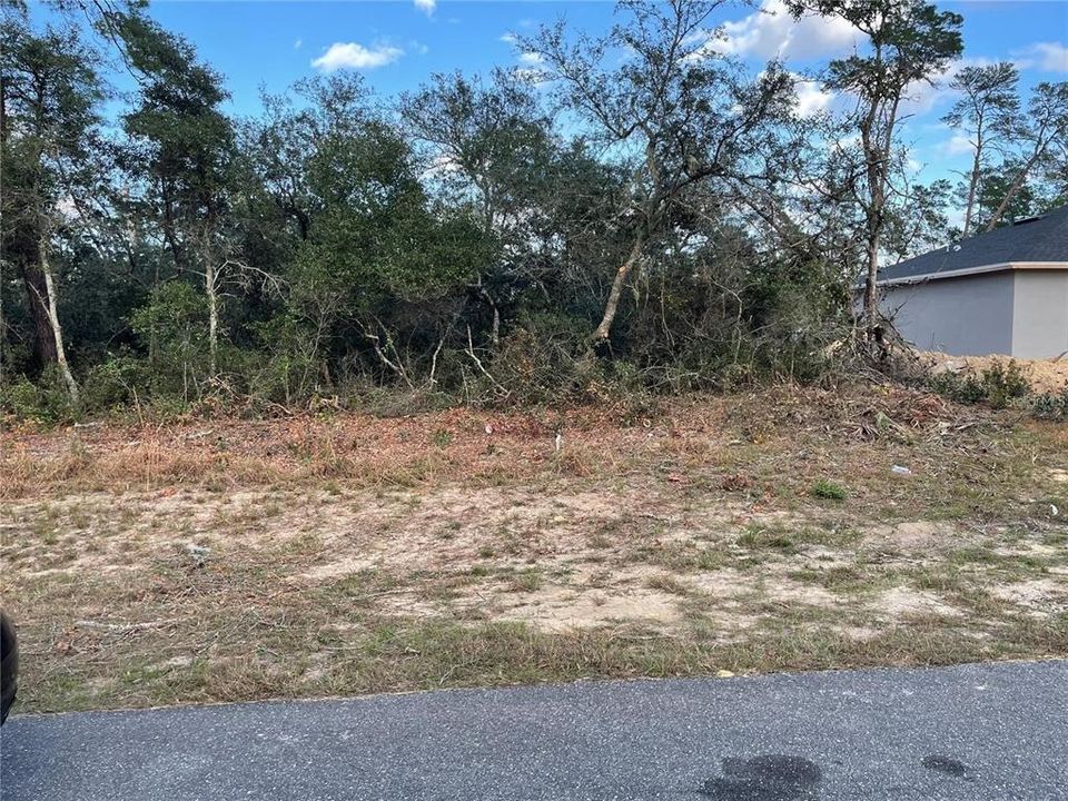 En Venta: $52,900 (0.24 acres)