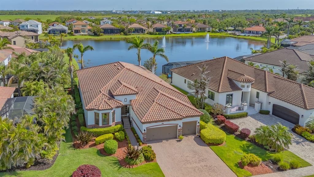 En Venta: $1,295,000 (4 camas, 3 baños, 3086 Pies cuadrados)