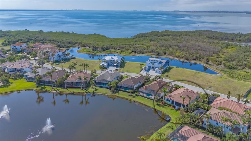 En Venta: $1,295,000 (4 camas, 3 baños, 3086 Pies cuadrados)