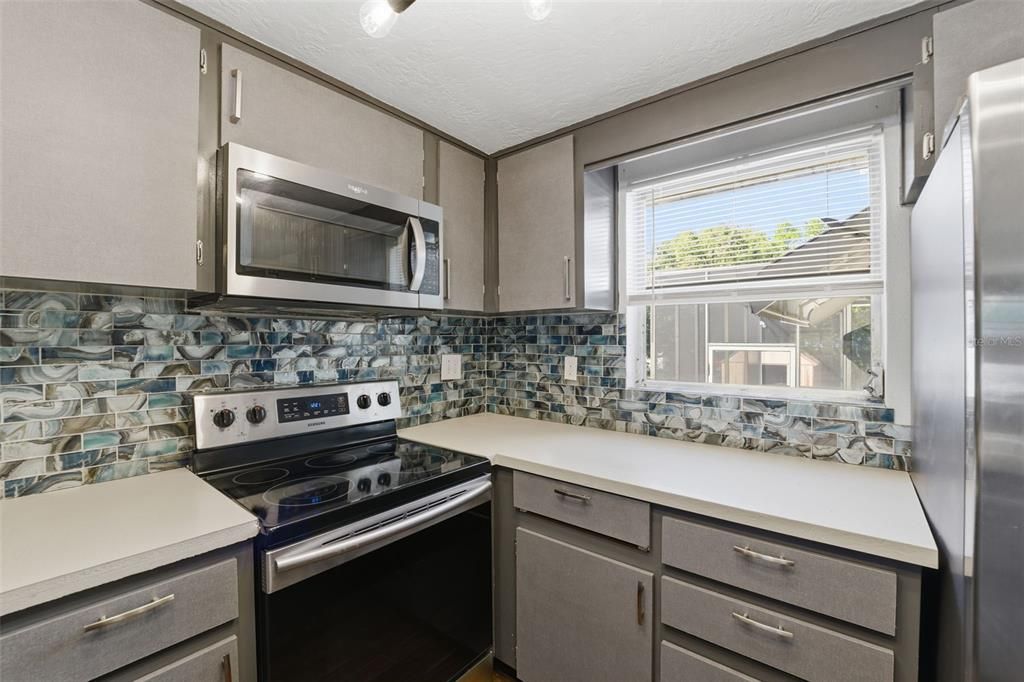 For Sale: $239,900 (4 beds, 2 baths, 1344 Square Feet)