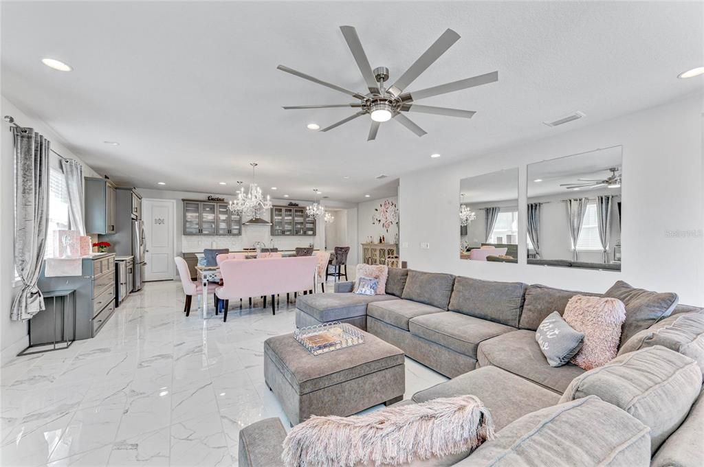 For Sale: $825,000 (3 beds, 2 baths, 2298 Square Feet)