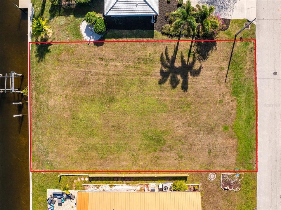 待售: $449,900 (0.22 acres)