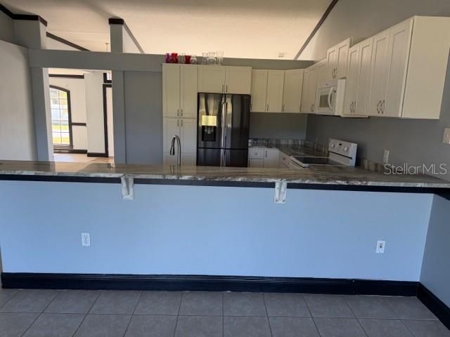 For Rent: $1,700 (3 beds, 2 baths, 1862 Square Feet)