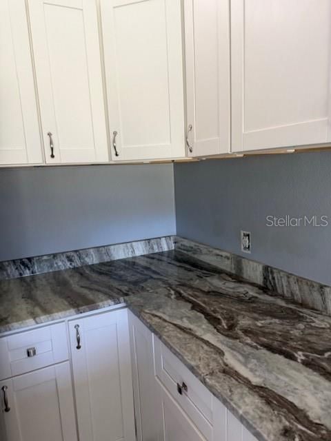 For Rent: $1,700 (3 beds, 2 baths, 1862 Square Feet)