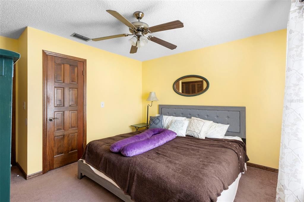 For Sale: $395,000 (3 beds, 2 baths, 2032 Square Feet)