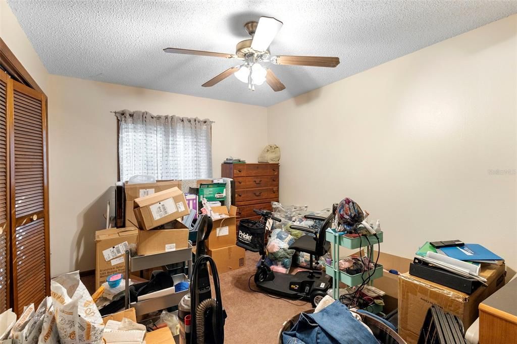 For Sale: $395,000 (3 beds, 2 baths, 2032 Square Feet)